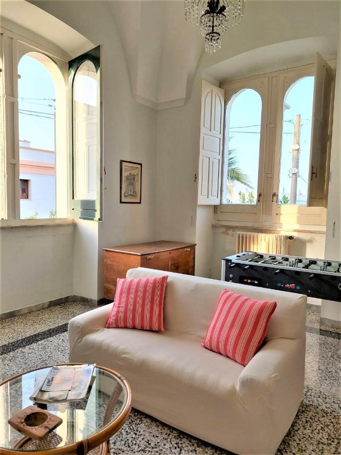 Villa Nel Salento - Ampie Camere E Giardino, Fino A 9 Persone Barbarano del Capo Exterior foto